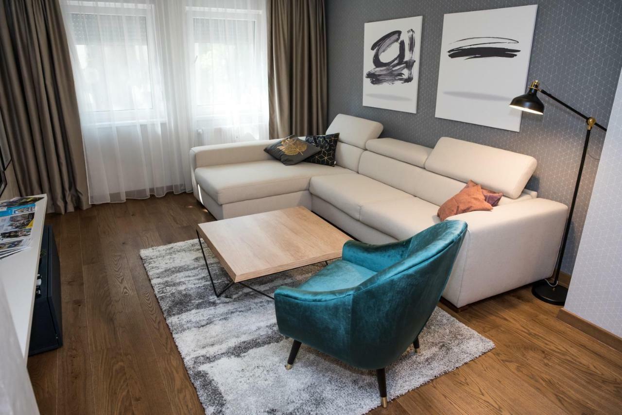 Apartman Donner Centar IV ซูโบติกา ภายนอก รูปภาพ