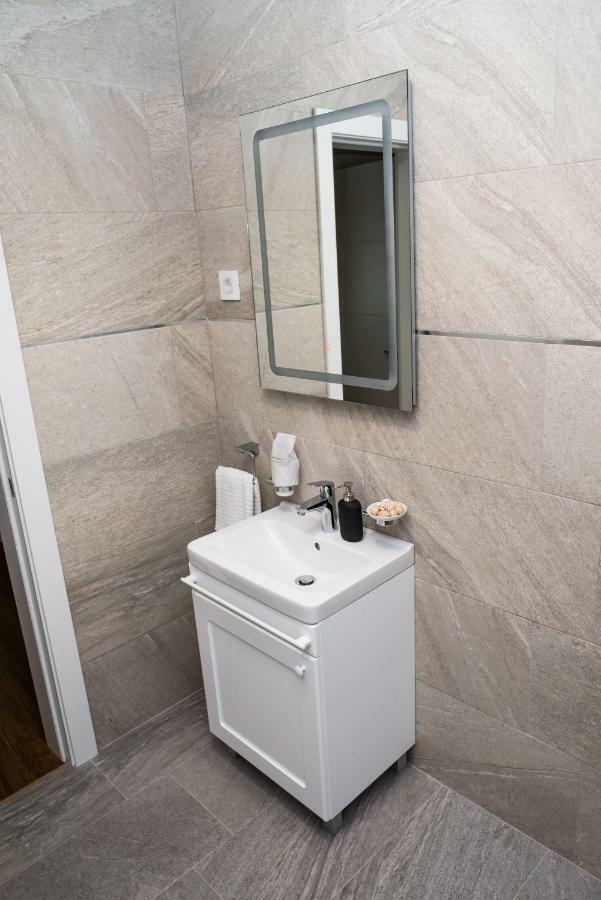 Apartman Donner Centar IV ซูโบติกา ภายนอก รูปภาพ