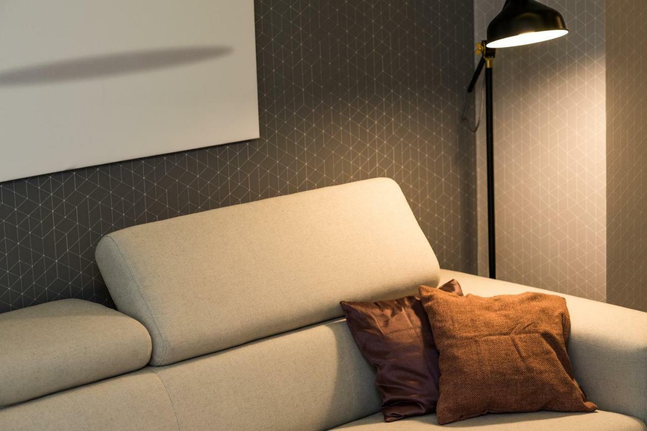 Apartman Donner Centar IV ซูโบติกา ภายนอก รูปภาพ